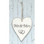 Wooden Heart - Mr & Mrs