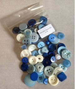 China Blue Button Mix